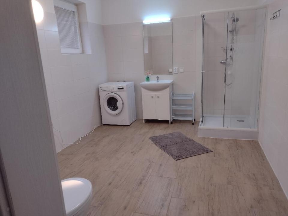 Appartement In Nitra Under The Zobor-Hill Exterior foto
